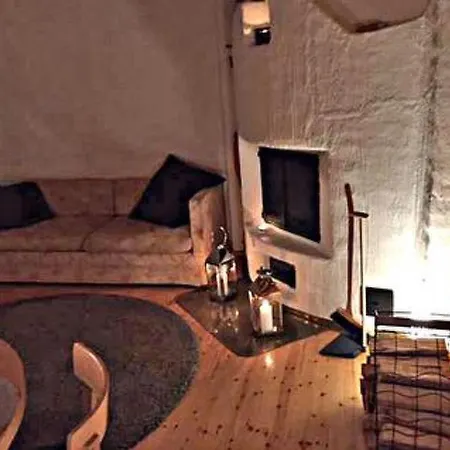 Holiday Kiilopaan Tunturimajat A3 * Kakslauttanen